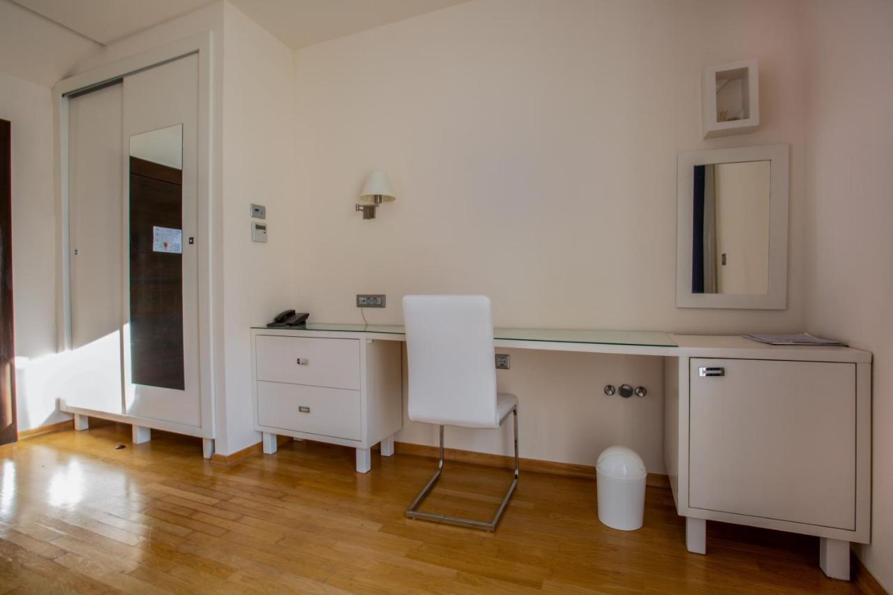 Hotel Pleter Mimice Extérieur photo